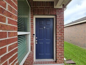 1610 Pointe Leone in League City, TX - Building Photo - Building Photo