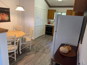 3561 7th Ave NW in Naples, FL - Foto de edificio - Building Photo