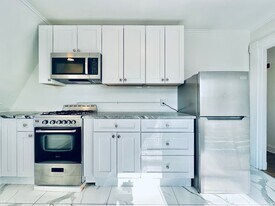 66 Trumbull St in New Haven, CT - Building Photo