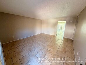 4401 N 53rd Ln in Phoenix, AZ - Building Photo - Building Photo
