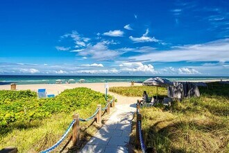 18911 Collins Ave in Sunny Isles Beach, FL - Building Photo - Building Photo