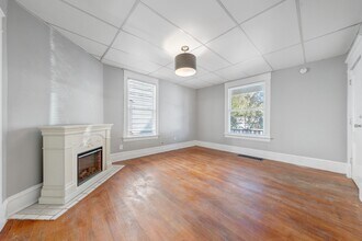 812 Marshall Ave SW, Unit Apartment A in Roanoke, VA - Foto de edificio - Building Photo