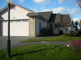 330 Blakely Blvd in Sequim, WA - Building Photo