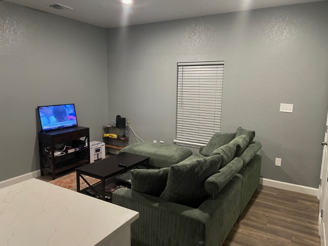 206 Roberts St in San Antonio, TX - Building Photo - Building Photo
