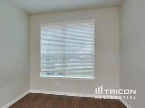 21439 Palma Grove Way in Houston, TX - Building Photo - Building Photo