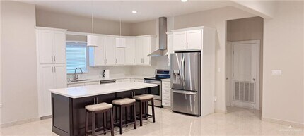 5113 W Sycamore Ave in McAllen, TX - Building Photo - Building Photo
