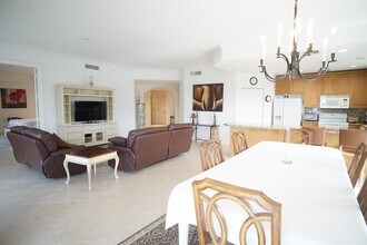 800 Juno Ocean Walk, Unit 304A in Juno Beach, FL - Building Photo - Building Photo