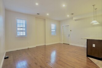 741 9th St, Unit B in Secaucus, NJ - Building Photo - Building Photo