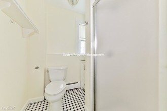 64 Day St-Unit -Apt 3 in Boston, MA - Foto de edificio - Building Photo