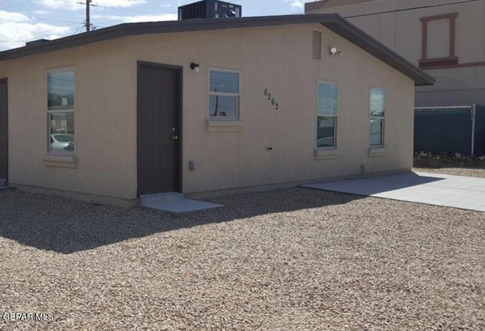 6262 Patria St in El Paso, TX - Building Photo