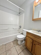 1224 Ross Ave in Cincinnati, OH - Building Photo - Building Photo