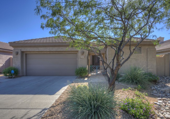 6465 Shooting Star Way in Scottsdale, AZ - Foto de edificio - Building Photo