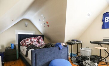 66 Parsons St, Unit 2 in Boston, MA - Building Photo - Building Photo