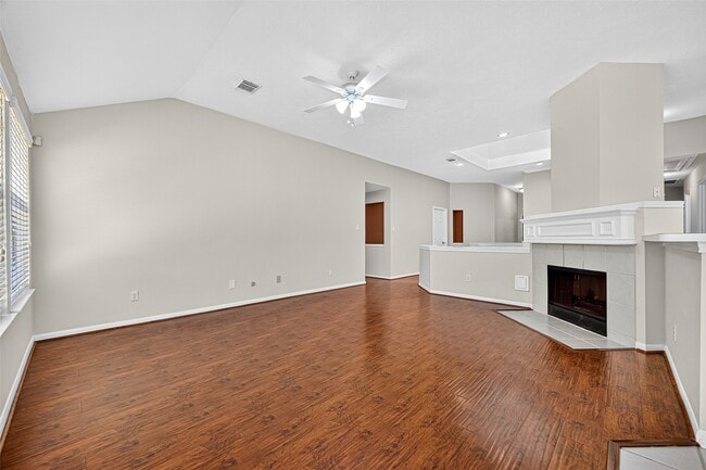 property at 815 Fairpark Ln