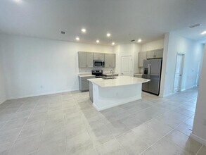4570 Calvary Wy in St. Cloud, FL - Building Photo - Building Photo