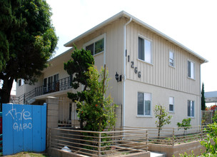 11266 Venice Blvd in Culver City, CA - Building Photo - Building Photo