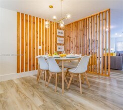 1762 NW 15th St in Miami, FL - Building Photo - Building Photo