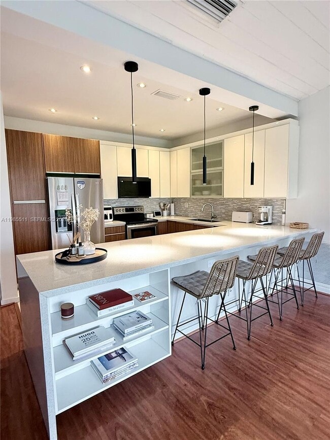 property at 101 Ocean Ln Dr