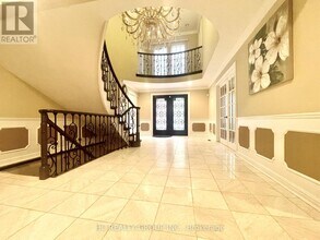 376 Banbury Rd in Toronto, ON - Building Photo - Building Photo