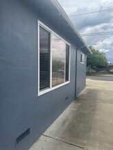 1132 Palm St, Unit Palm Street Duplex in San Jose, CA - Foto de edificio - Building Photo