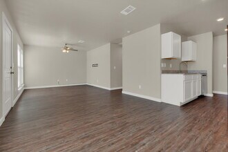 402 E 30th St in Wolfforth, TX - Building Photo - Building Photo