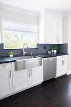 19275 Cresthaven Ln in Santa Ana, CA - Building Photo - Building Photo