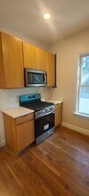 122 Chestnut St, Unit 1 in Lynn, MA - Foto de edificio - Building Photo