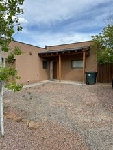 7603 Mesa Del Oro Ln in Santa Fe, NM - Building Photo - Building Photo