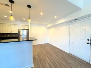 6939 Mary Caroline Cir in Alexandria, VA - Building Photo - Building Photo