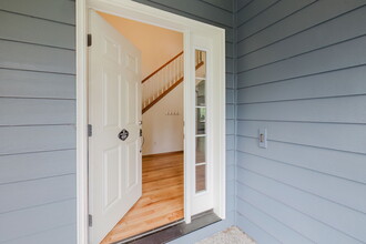 6492 Wexford Ave SW in Port Orchard, WA - Building Photo - Building Photo