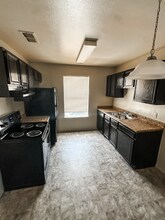 1604 Windward Dr in Killeen, TX - Building Photo - Building Photo