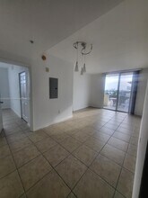 119 SW 6th Ave in Miami, FL - Building Photo - Building Photo