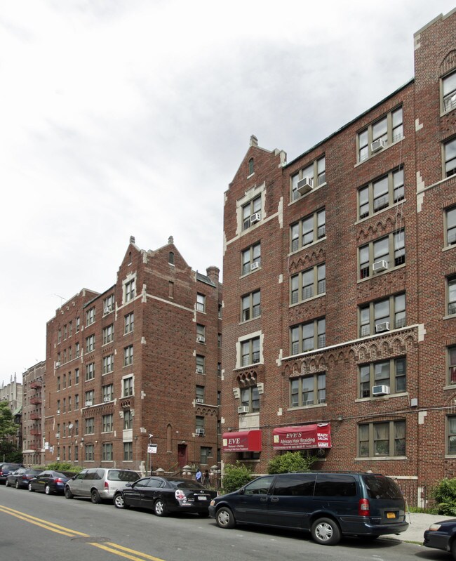 2101-2111 Albemarle Rd in Brooklyn, NY - Building Photo - Building Photo