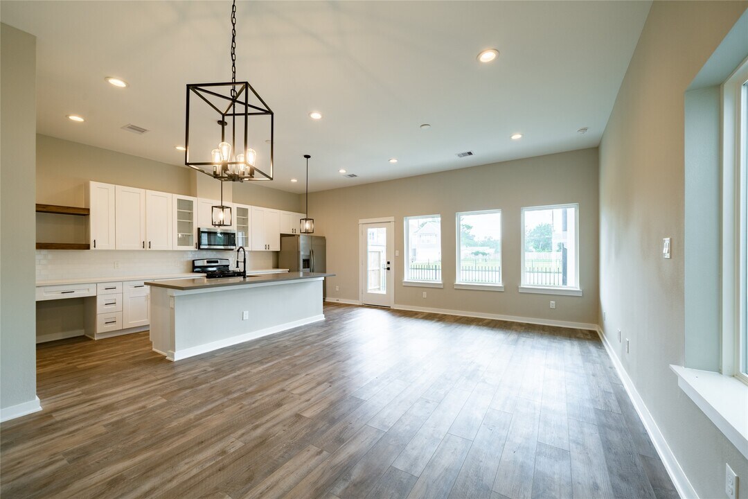 11325 Stonework Garden Ln in Houston, TX - Building Photo