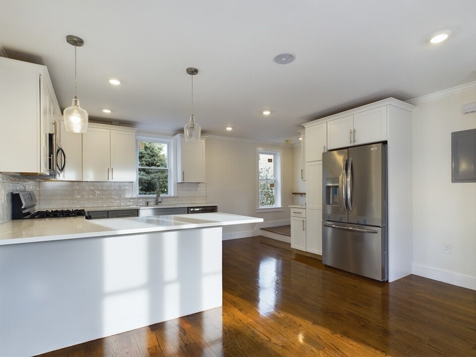 3 Morton Pl, Unit 2 in Boston, MA - Foto de edificio