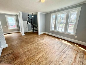 70 4th St in Auburn, ME - Building Photo - Building Photo