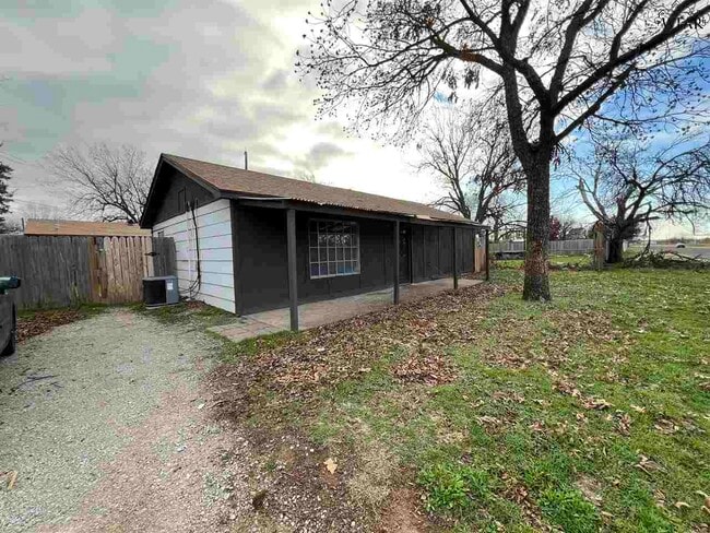 1030 Wesley Dr in Wichita Falls, TX - Building Photo - Building Photo