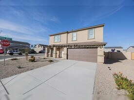 334 Paseo Xing Ln in Coolidge, AZ - Building Photo
