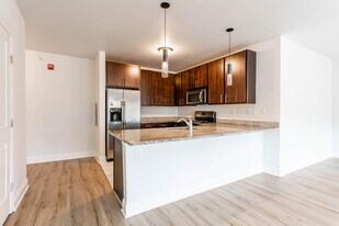 120 Halsted Street in East Orange, NJ - Building Photo