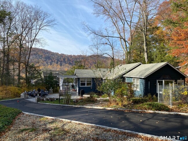 property at 14 Club Dr