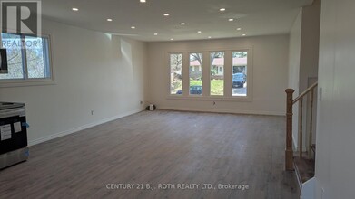 20 Meadowland Ave in Barrie, ON - Building Photo - Building Photo