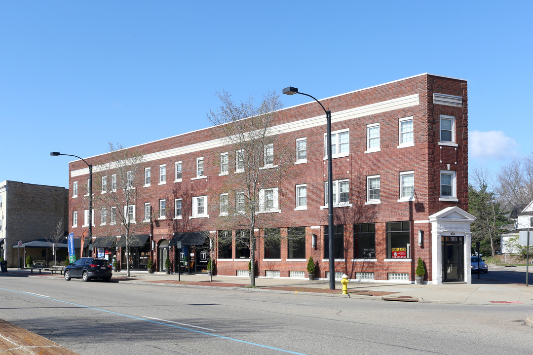 788-798 N Main St in Akron, OH - Building Photo