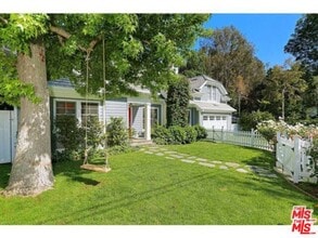 334 Oceano Dr in Los Angeles, CA - Building Photo - Building Photo