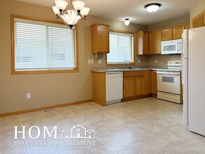 421 Tanager Path in Mankato, MN - Building Photo - Building Photo