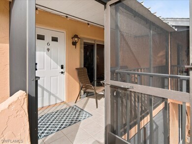 4070 Looking Glass Ln in Naples, FL - Building Photo - Building Photo