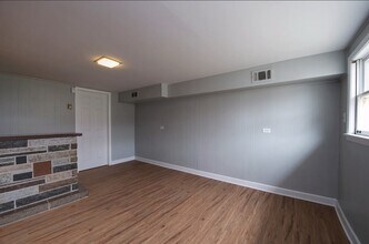 16450 Roy St in Oak Forest, IL - Building Photo - Building Photo