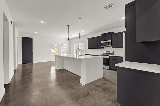 4134 Jeanne Dr in College Station, TX - Building Photo - Building Photo