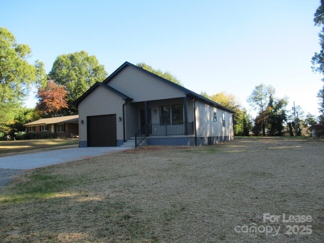 property at 2071 Gladwood Ln