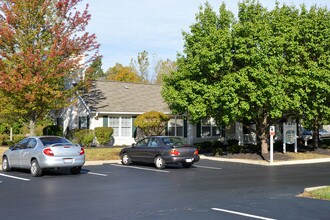 Shiloh Villas in Dayton, OH - Foto de edificio - Building Photo