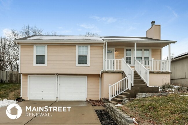 property at 1604 Hartford Rd